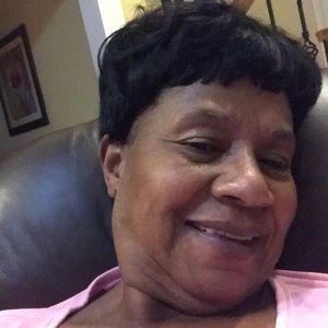 Meet your Posher, Beverly